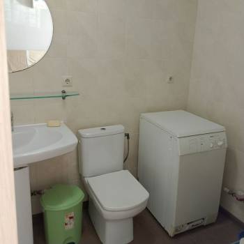 Продается 1-комнатная квартира, 42 м²