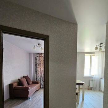 Сдается 1-комнатная квартира, 37 м²