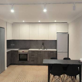 Продается Многокомнатная квартира, 140 м²