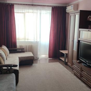 Сдается 1-комнатная квартира, 60 м²