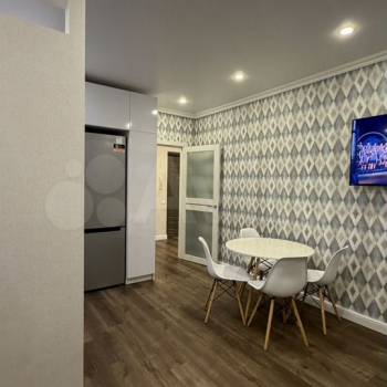 Сдается 1-комнатная квартира, 42 м²