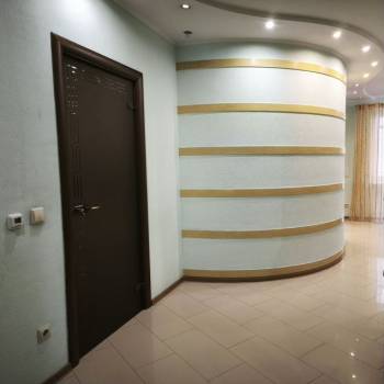 Сдается 1-комнатная квартира, 53 м²