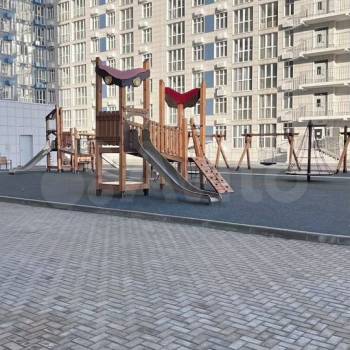Продается 1-комнатная квартира, 41 м²