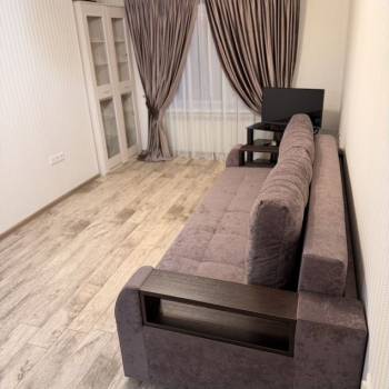 Сдается 1-комнатная квартира, 35 м²