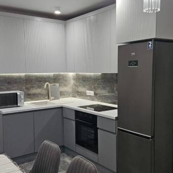 Сдается 1-комнатная квартира, 43 м²