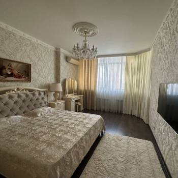 Продается 3-х комнатная квартира, 90 м²