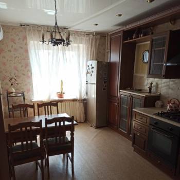 Сдается 2-х комнатная квартира, 71 м²