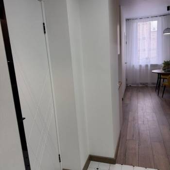 Продается 1-комнатная квартира, 30 м²