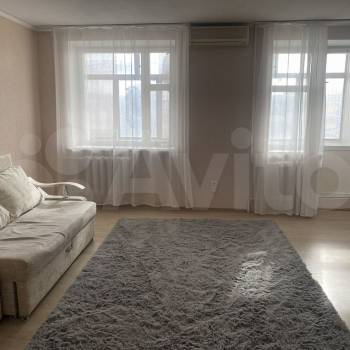 Сдается 1-комнатная квартира, 45 м²