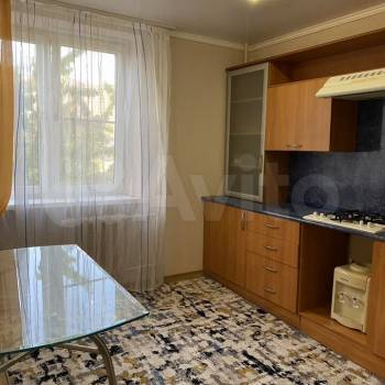 Сдается 1-комнатная квартира, 45 м²