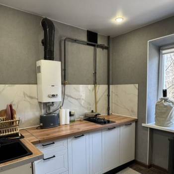 Продается 1-комнатная квартира, 32 м²