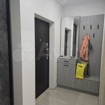 Сдается 1-комнатная квартира, 42 м²