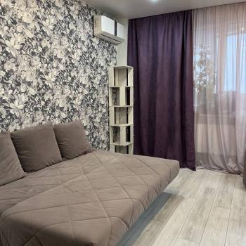 Продается 1-комнатная квартира, 35 м²