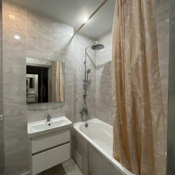 Продается 1-комнатная квартира, 35 м²