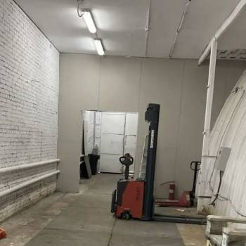 Сдается Нежилое помещение, 150 м²