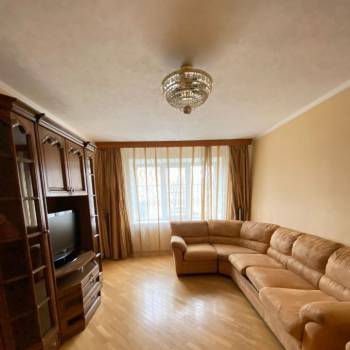 Сдается Многокомнатная квартира, 77 м²