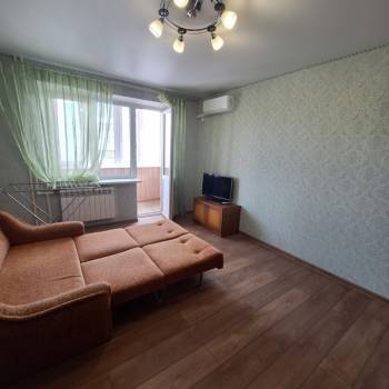 Сдается 1-комнатная квартира, 37 м²