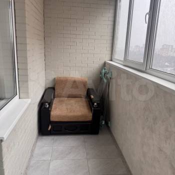Продается 1-комнатная квартира, 35 м²