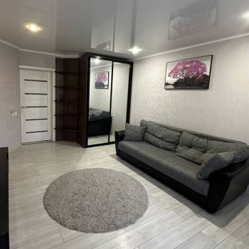 Продается 1-комнатная квартира, 41 м²