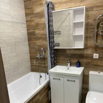 Продается 1-комнатная квартира, 40 м²