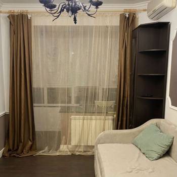 Продается 1-комнатная квартира, 45 м²