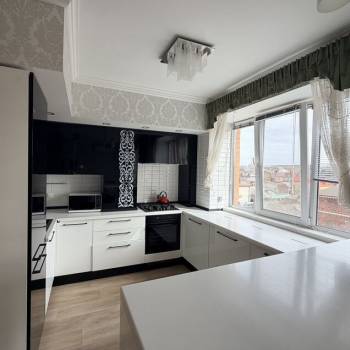 Сдается 2-х комнатная квартира, 65 м²