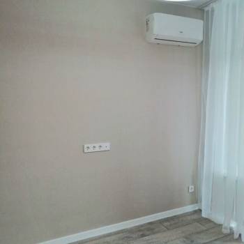 Продается 1-комнатная квартира, 38 м²