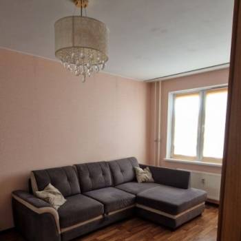 Продается 1-комнатная квартира, 34 м²