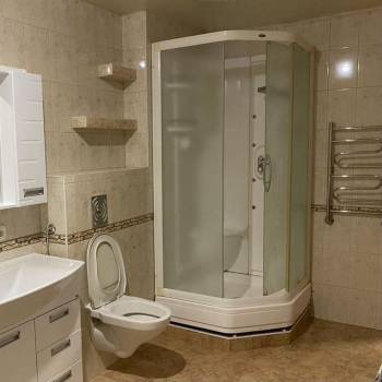 Сдается 2-х комнатная квартира, 90 м²