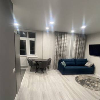 Продается 1-комнатная квартира, 35 м²