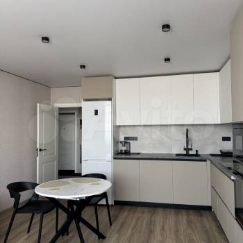 Сдается 1-комнатная квартира, 50 м²