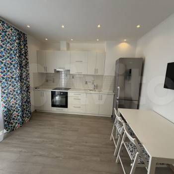 Сдается 1-комнатная квартира, 40,2 м²