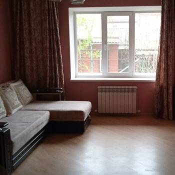 Продается 1-комнатная квартира, 40 м²