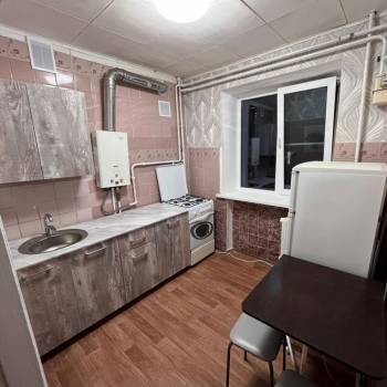 Сдается 1-комнатная квартира, 30 м²