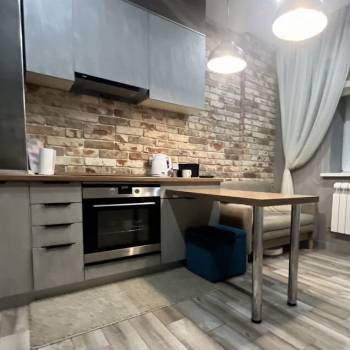 Продается 1-комнатная квартира, 38 м²