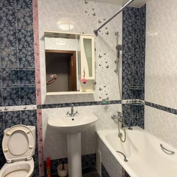 Сдается 2-х комнатная квартира, 72 м²