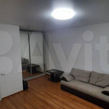 Сдается 1-комнатная квартира, 38 м²