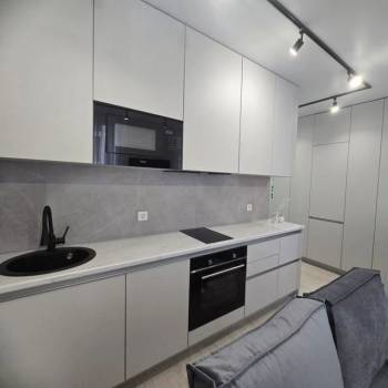 Продается 1-комнатная квартира, 30 м²