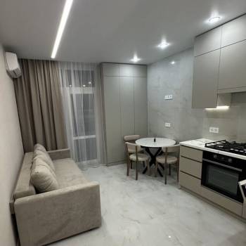 Продается 1-комнатная квартира, 36 м²