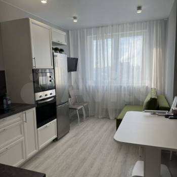 Сдается 1-комнатная квартира, 45 м²