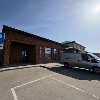 Сдается Нежилое помещение, 250 м²