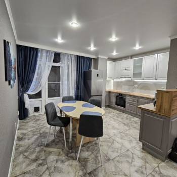 Сдается Многокомнатная квартира, 102 м²