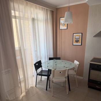 Сдается 1-комнатная квартира, 47 м²