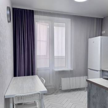 Продается 1-комнатная квартира, 35 м²