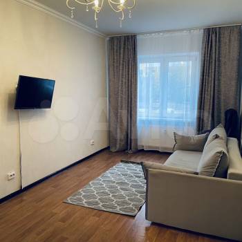 Сдается 1-комнатная квартира, 36 м²