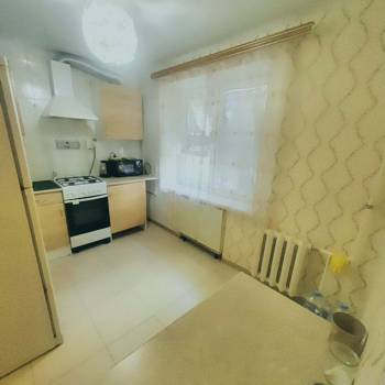 Сдается 1-комнатная квартира, 37 м²