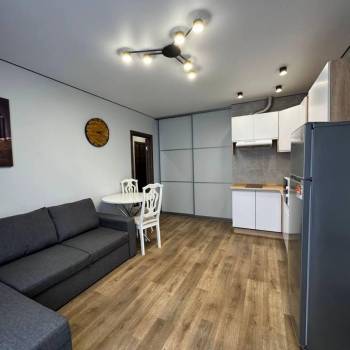 Сдается 1-комнатная квартира, 39 м²