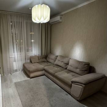 Сдается 1-комнатная квартира, 40 м²