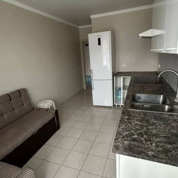 Сдается 1-комнатная квартира, 42 м²