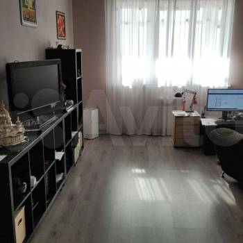 Сдается 1-комнатная квартира, 51,5 м²